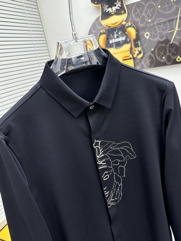 Versace high-end quality! Original three standard! 2023 early fall newest products, counter synchronization is available, the original single hard goods, fashion casual long-sleeved shirt, comfortable on the body! Eye-ca