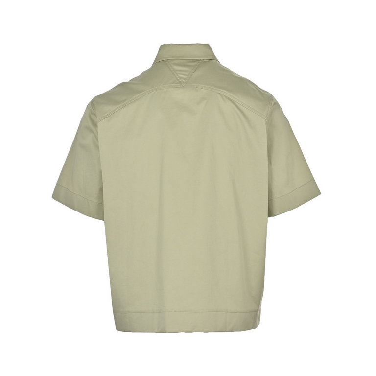 BOTTEGA VENETABV 23ss Cotton Silk Short Sleeve ShirtMade of cotton and mulberry silk combination fabric, adding the right amount of spandex to increase the degree of elasticity, comfortable to the touch, fresh and breath