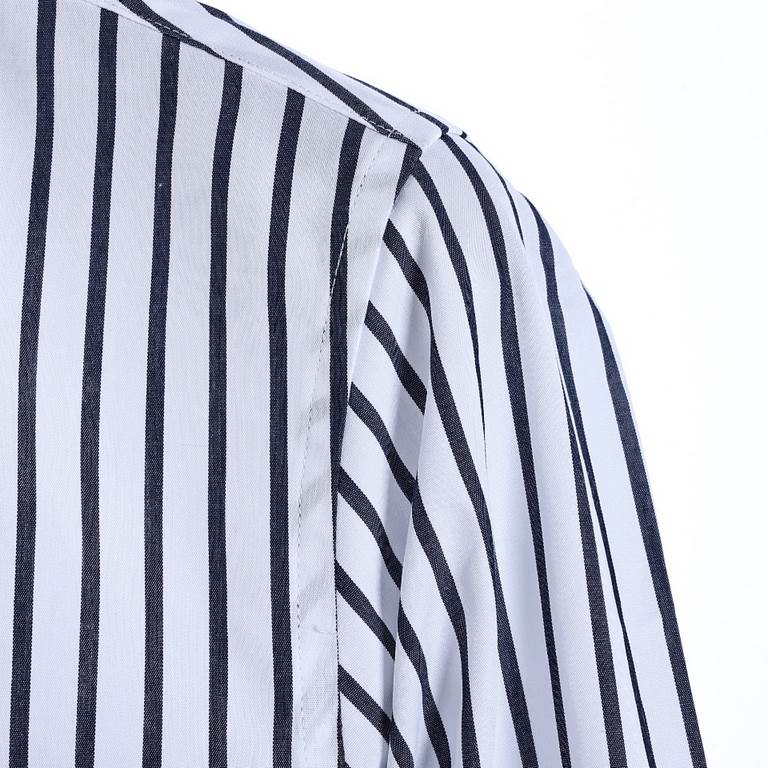 Alexander Wang Alexander Wang embroidered small label striped long-sleeved shirtThe original version of the purchase of Hangzhou counter yuan, due to customized fabrics and N times to adjust the chest leather pockets, re