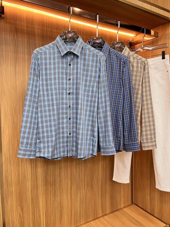 (High version) Burberry casual plaid shirtHas always been an essential item this season A good shirt highlights more than just temperament, counter models Details do unique Burberry shirt is very concerned about the qual