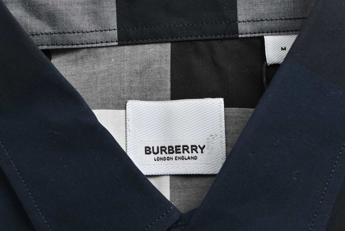 BurberryBurberry Classic Large Plaid ShirtCustomized original consistent 20 count combed cotton single yarn, yarn all custom dyed, finalized weave.Whether it is the size of the plaid line thickness are up to the level of