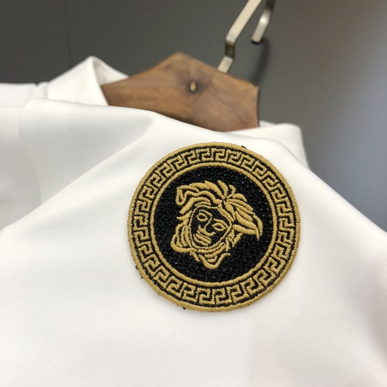 VER23S New Full quality men's long sleeve shirt!!!! Company goods, chest Medusa head embroidery perfect detail ............ Wear alone or underneath is superb!!!! Narrow collar is more of men's specific style! The shirt 