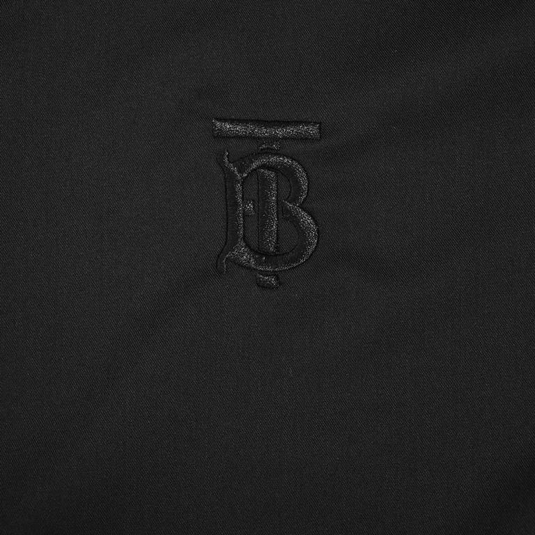 BurberryBurberry 22ss cuff check embroidered small label shirtBBR brand's most representative classic striped shirt, the fabric is made of double stranded 80 woven twill fabric, plaid alignment, yarn fixed weaving and dy