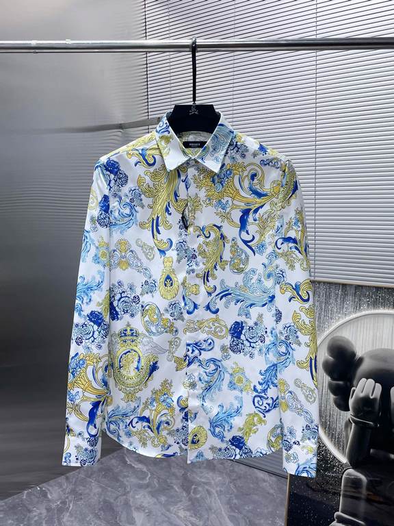 Versace Versace 2023ss new long-sleeve shirt Shirt, high-end version! Counter customized fabrics Breathable and comfortable, impeccable details, brand elements design concept, reflecting high quality. The handfeel is del