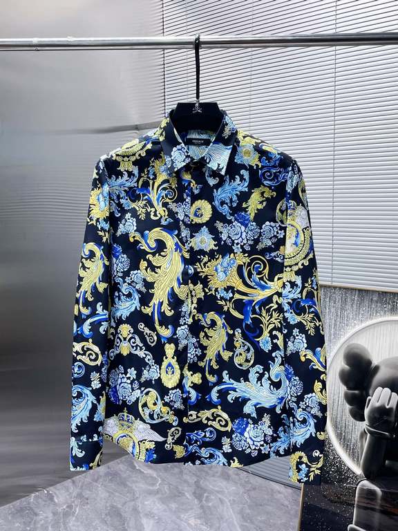 Versace Versace 2023ss new long-sleeve shirt Shirt, high-end version! Counter customized fabrics Breathable and comfortable, impeccable details, brand elements design concept, reflecting high quality. The handfeel is del