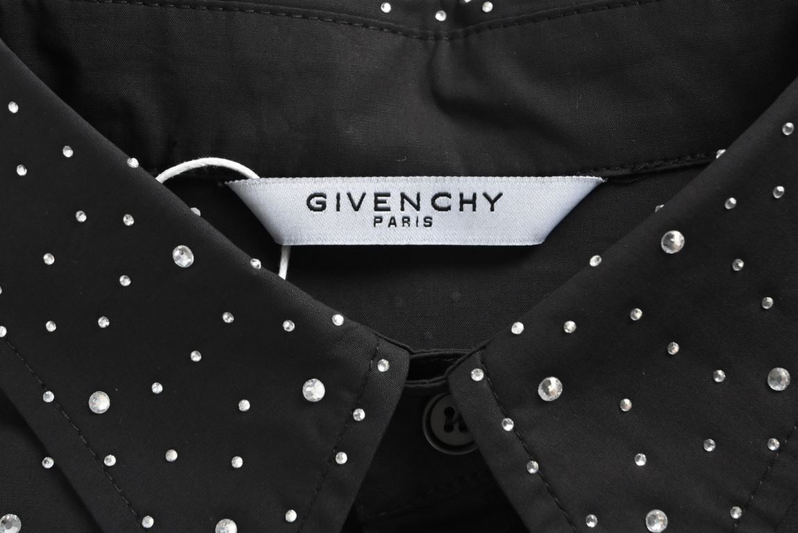 GIVENCHYGivenchy 23Fw A big star rhinestone shirtCustomized Australian cotton 40 poplin fabric, silhouette tailoring design, the entire garment imported Austrian diamonds high cost ironing process on the body effect is v