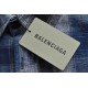 BalenciagaBalenciaga 23Fw Washed Willow Studded Plaid ShirtThe fabric is made of old washed vintage plaid stiff fabric Open mold custom engraved Logo buttons Hardware custom logo, fabric custom weaving and dyeing, each c