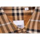 BurberryBurberry Classic Element Flannel Long Sleeve ShirtSize：S M LBBR brand's most representative of the classic striped shirt, the fabric is made of soft facecloth fabric, plaid counterpoint, yarn fixed weaving and dy