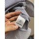 Gucci, fashion simple striped long-sleeved shirt, this lightweight cotton shirt is made of cotton texture fabric, classic simple design collocation, refreshing tone, color super super super super awesome, the most worthw