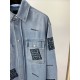 Givenchy 23 denim shirtMaterial 12A 77 American cotton denim cottonThe upper body drape full three-dimensional shapeProcess 1 the whole piece of clothing by light filial piety washingProcess 2 using imported machine appl