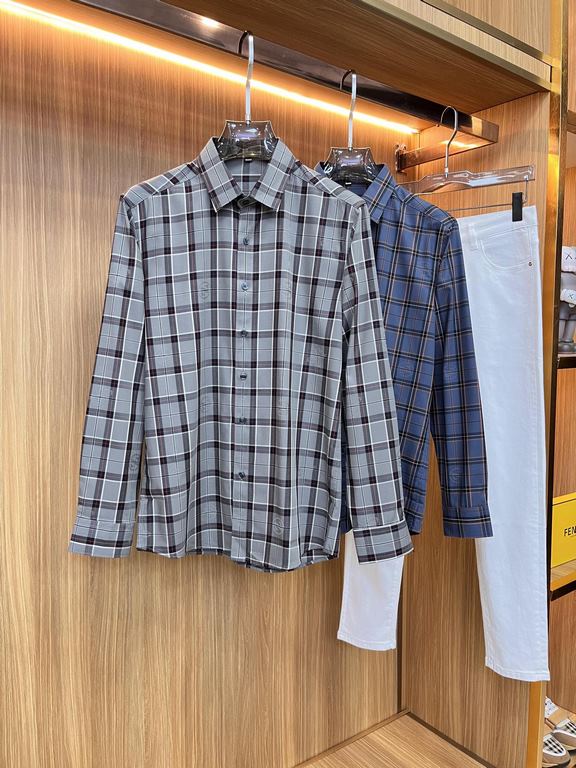 (High version) Burberry casual plaid shirtHas always been an essential item this season A good shirt highlights more than just temperament, counter models Details do unique Burberry shirt is very concerned about the qual