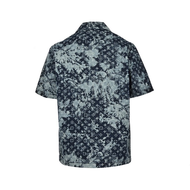 Louis Vuitton 23ss Rendering All Over Print Denim ShirtLouis VuittonLouis Vuitton 23ss Render Full Print Denim ShirtPure hand fading do old craft, the hottest denim outside baseball shirt short sleeve, fixed weaving old 