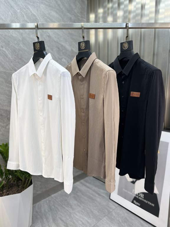 Bruti fall and winter new three complete label shirt good goods do not need much introduction Look at the details Counter size M-4XL 175140 recommended L Slim fit