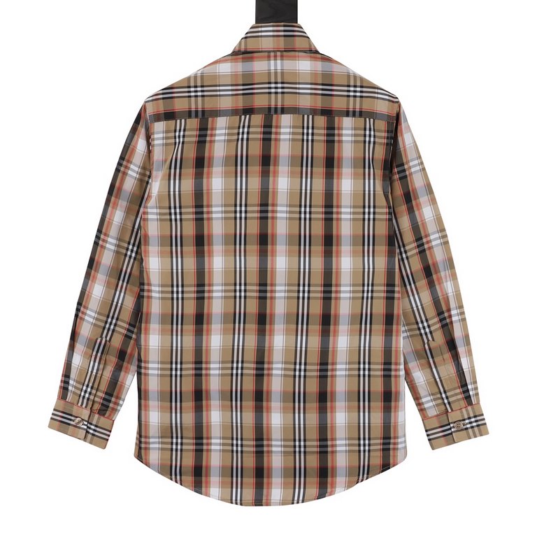 BurberryBurberry New Pocket Embroidery Stripe Long Sleeve ShirtBBR brand's most representative striped elements shirt, counter sales first models. The fabric is made of double stranded 80 woven twill fabric, checkered co