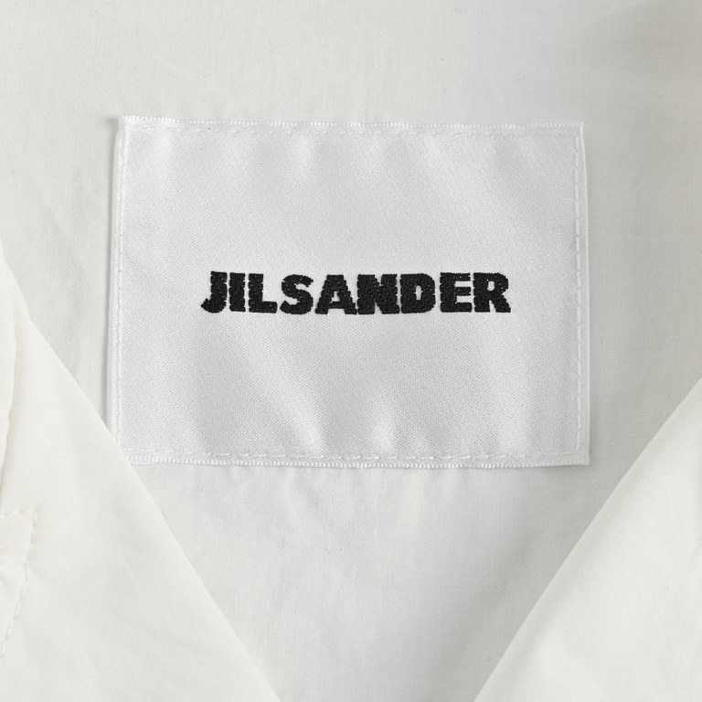 JIL SANDER 23ss Back Printed Lapel Short Sleeve ShirtMade of top quality cotton fabric, classic logo print on the back, customized with original and consistent accessories, large factory craftsmanship, export standards.S