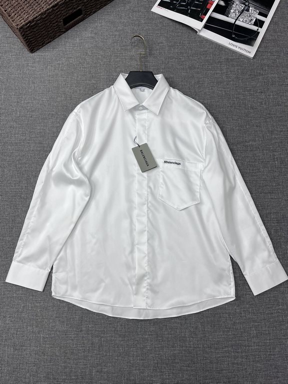 BALENCIAGA  Paris Family original single men's fashion models long-sleeved shirt, trading company channel goods, 23 fall and winter show collection, high value explosion of a shirt, the official website models and advert