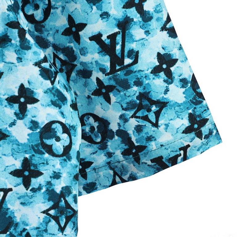 Louis Vuitton Louis Vuitton 2023 FW Early Fall New Intricate Print Shirt Short SleeveCustomized green ink-splash effect fabricClassic monogram print all over.Cropped patchwork design with white hemstitchingStretch elasti