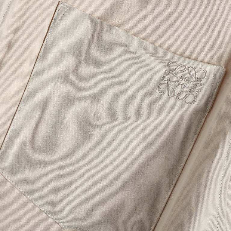 Loewe Loewe LOE 23SS Irregular Solid Color Long Sleeve ShirtCustomized original 11 fabric, placket, cuffs, collar with overlock stitching process, all cut pieces need piece of ironing, hem asymmetric tailoring design, hi