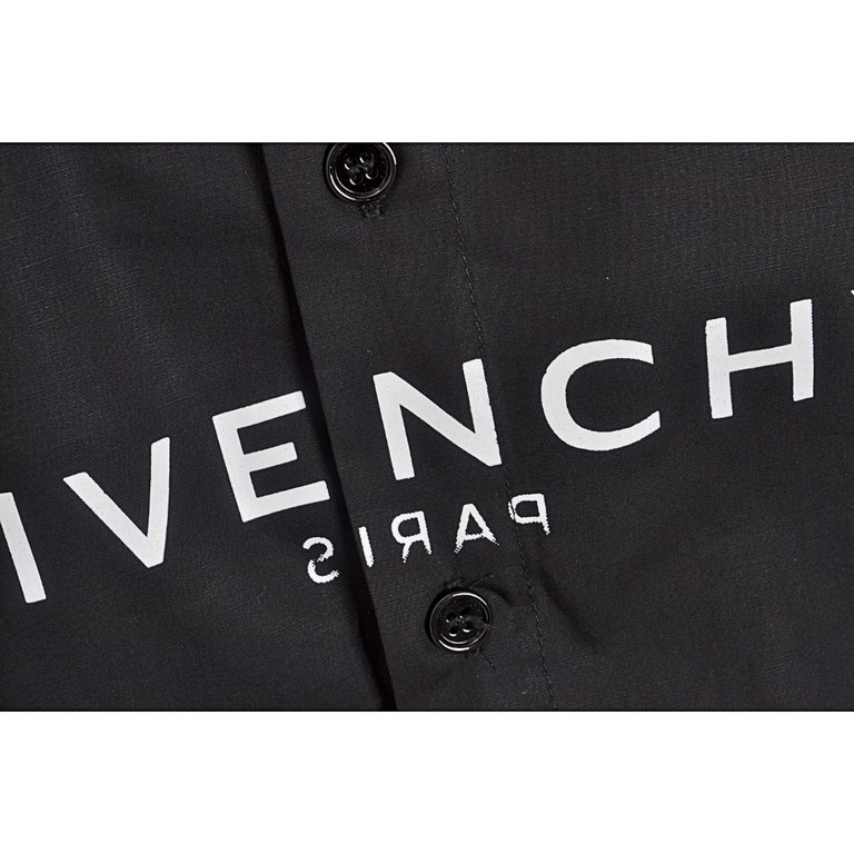 GivenchyGivenchy GVC 22SS Front and Back Reversible Print Short Sleeve ShirtSize37 38 39 40Original printing, using high density Tencel imported 100% cotton fabrics, shirt special machine production, customized shell but