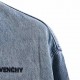 Givenchy Givenchy 23FW Dimensional Logo Denim Long Sleeve ShirtLogo and jumbo 4G logo In a wash and off nostalgia With a buttoned flap pocket on the front Embroidered  letters all over Custom hardware buttons High qualit