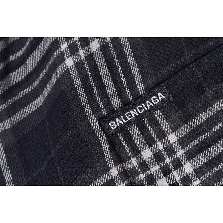 BalenciagaParis 22ss Black and White Plaid False Two Piece Long Sleeve ShirtSize：S M L XL (0 1 2 3)Customized cotton plaid facecloth and vintage plain fabric loose cut, 2 fabric width piece spliced together and become, c