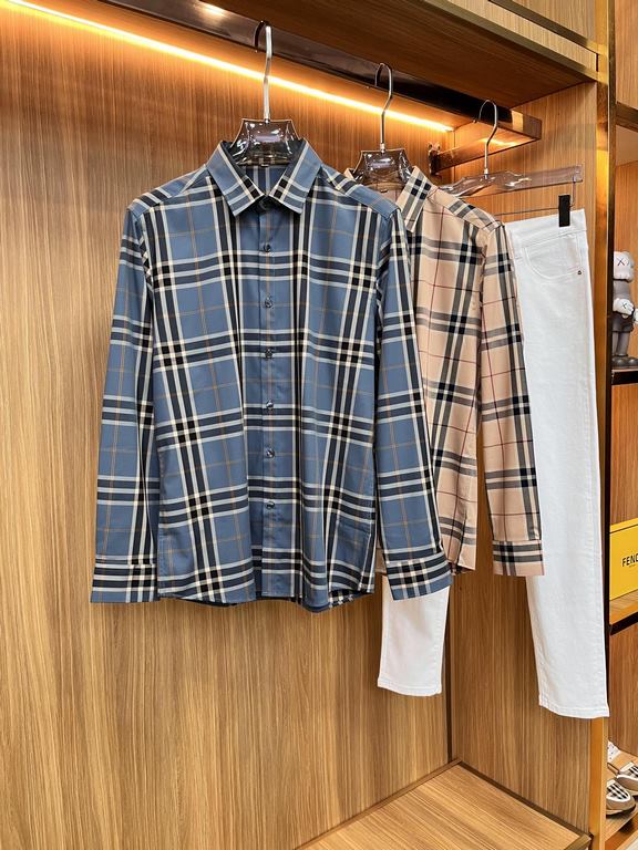 (High version) Burberry casual plaid shirtHas always been an essential item this season A good shirt highlights more than just temperament, counter models Details do unique Burberry shirt is very concerned about the qual