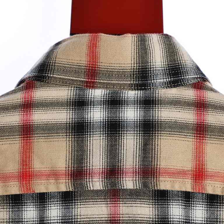 BurberryBurberry Check Embroidered Letter Long Sleeve ShirtBBR brand most representative of the classic striped shirt, counter best-seller. The fabric is made of double stranded 80 woven twill fabric, checkered counterpo