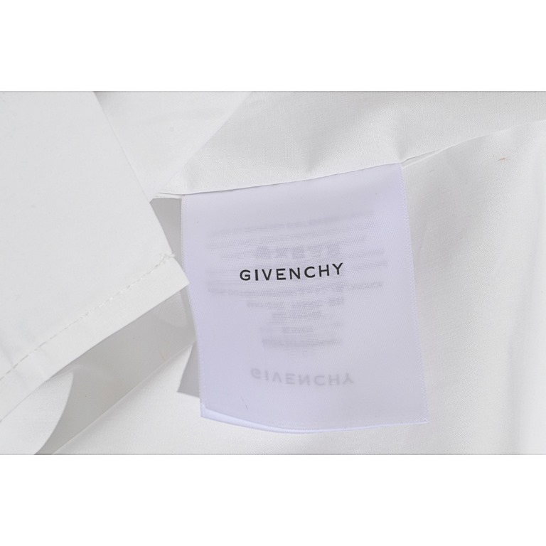 GivenchyGivenchy GVC 22SS Front and Back Reversible Print Short Sleeve ShirtSize37 38 39 40Original printing, using high density Tencel imported 100% cotton fabrics, shirt special machine production, customized shell but