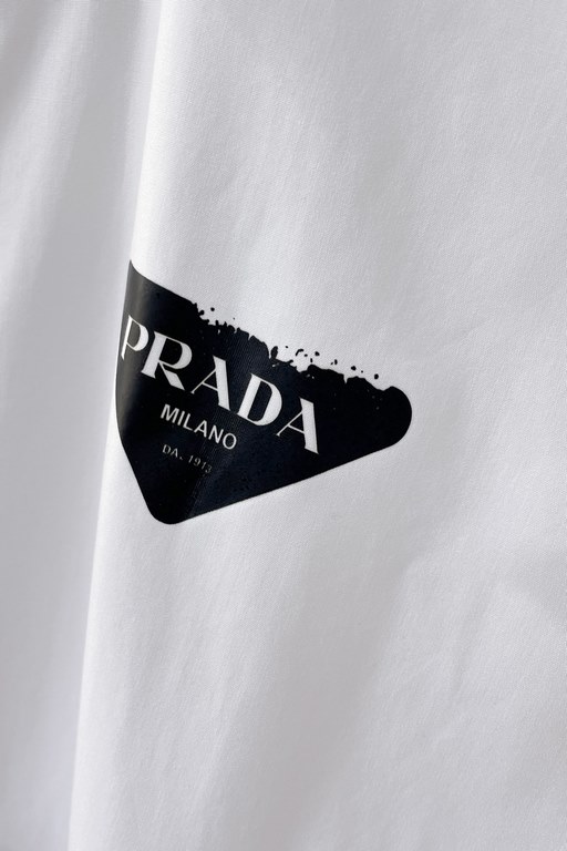 W550 PA  Pra Prada 23SS new men's long-sleeve shirt, high-end version shirt! Counter customized fabric Breathable and comfortable, impeccable details, brand elements design concept, reflecting high quality. Hand feel del