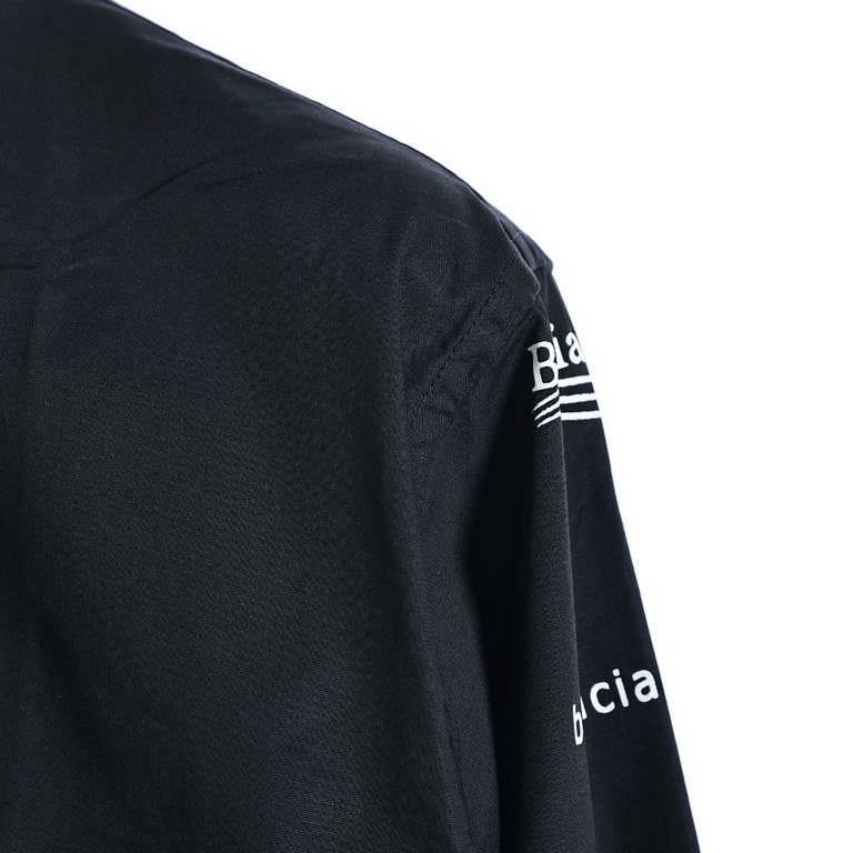 BalenciagaBalenciaga limited edition slogan logo shirt.High quality Archives Logos artwork printed on the front and back. 100% cotton fabric. Long sleeve shirt. Unisex.Color black whiteSize xs.s.m.l.