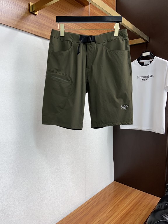 Heavyweight Beginner ARCTERYX summer men's lightweight quick-drying sports shortsA fashionable favorite for the outdoors, Beginner's never misses a style, and these Motus shorts combine advanced design, materials, and fi