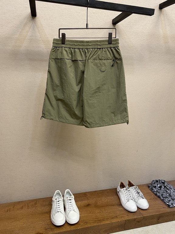 Moncler, Men's Casual Shorts  Quick-drying fabric casual pants, the latest models on the body shape is unbeatable positive!Definitely can close the eyes to collect aThis pants are very versatile, elastic waist, daily wor