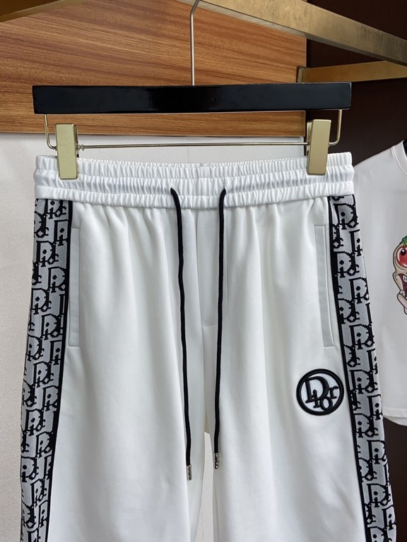 Dior 2023 spring and summer new casual shorts, the official website synchronization sale, pants craft design, imported guest accessories, fabric customization, factory production inspection-free! Every detail to the extr