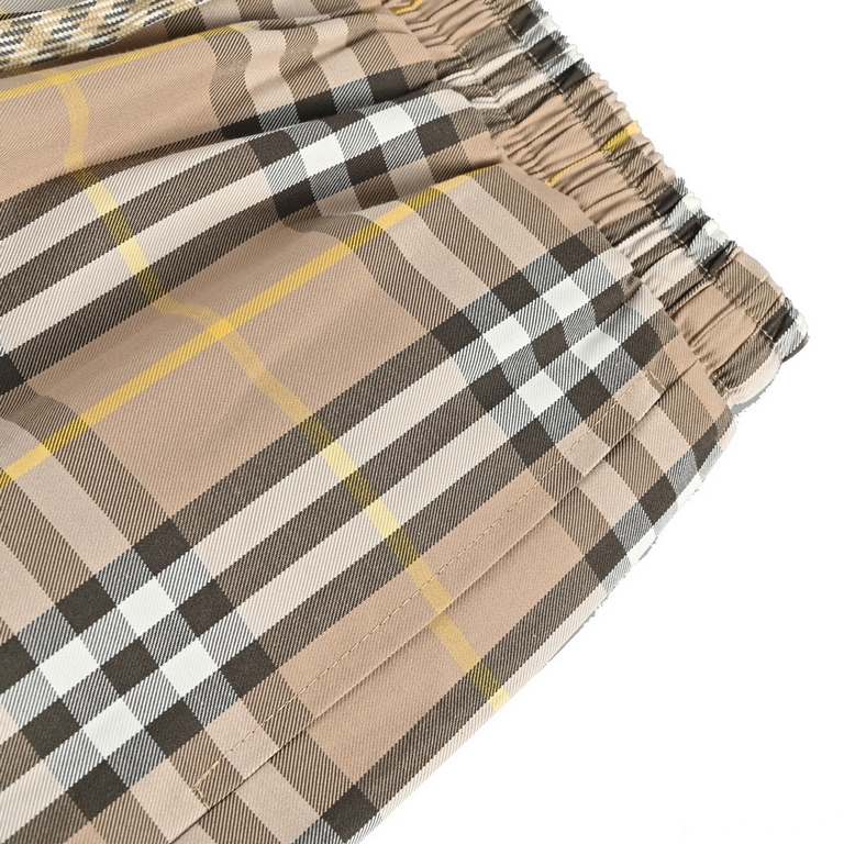 BurberryBurberry 23ss New Colorway Check ShortsFabric original customized, functional twill fabric, ready-to-wear 100% positioning on the strip to the grid, very time-consuming waste, density feel and the original to ach