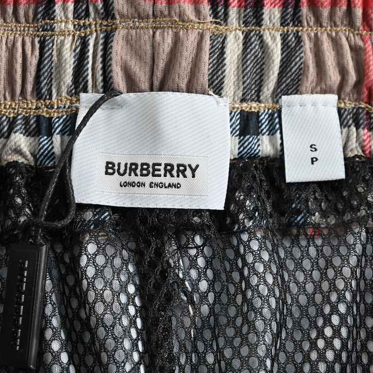 BurberryBurberry Classic Functional Twill Plaid ShortsOriginally purchased at 5100 domestically! There is no such correct fabric on the market! ZP all disassembled and analyzed, fixed weave raw material 75d72f dty, 140g 