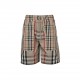 BurberryBurberry 23ss new spliced plaid beach shortsFabric original customized, functional twill fabric, ready-to-wear 100% positioning on the strip to the grid, very time-consuming waste, density feel and the original t