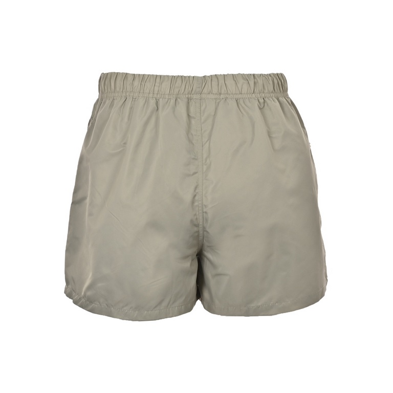 Fear of god High Street Flocked Woven ShortsFOG ESSentials. The eighth season of the new woven nylon flocking American small shorts, fabrics are made of nylon, loose version of the summer wearing sports without a sense o