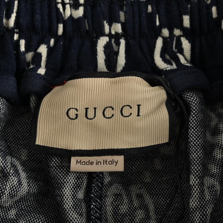 Gucci  Gucci classic all over print jacquard shorts.Original custom cotton jacquard fabric pockets hand-positioned planted all the letters are horizontal and vertical are aligned Set zipper head is heavy specific brushed