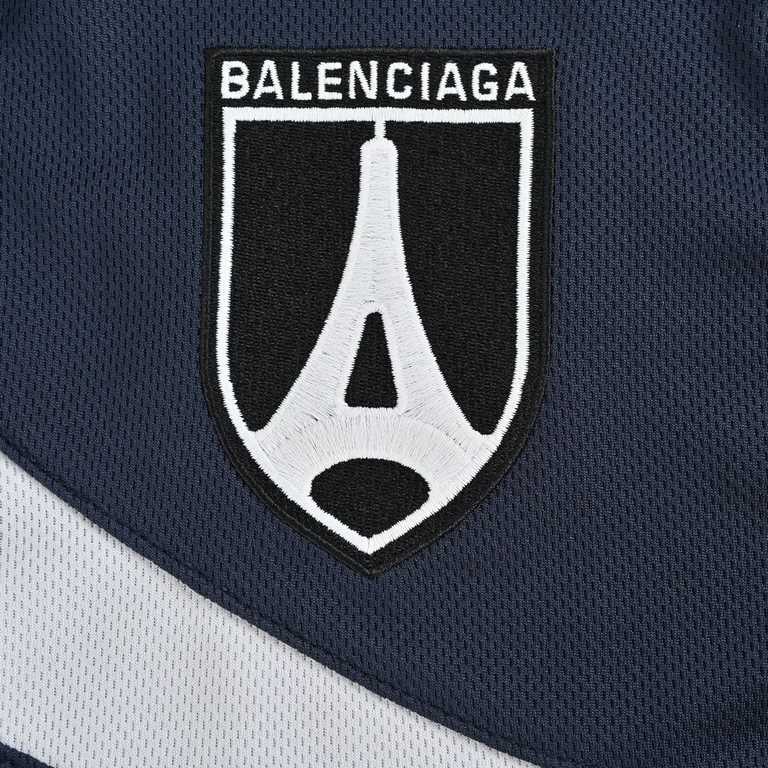 BalenciagaParis 23ss Tower Embroidery Patchwork ShortsCustom woven and dyed navy blue breathable mesh fabric fabric pretreatment washing and color fixing to prevent white and blue color collision Japan imported Tajima em