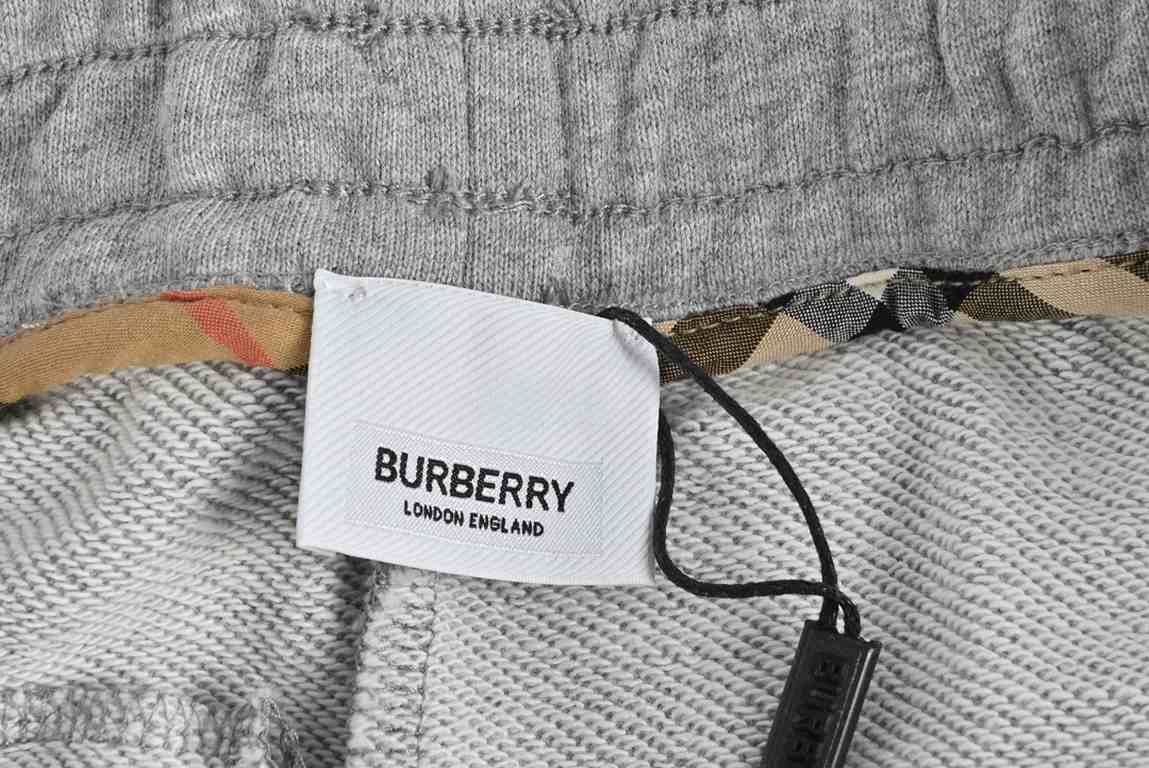 BurberryBurberry 23ss Classic Side Check Patchwork Shorts100% Cotton 380g Towel bottom sweatshirt fabric, 100% reproduction. Side panels in classic woven plaid.Rubberized waterproof label on back pocket, 99% reproduction