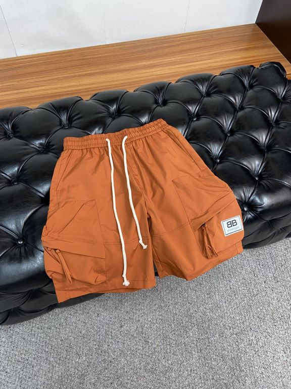 Paris House 2023 spring and summer new casual shorts, the official website synchronization sale, pants body craft design, imported guest accessories, fabric customization, factory products free of inspection! Every detai