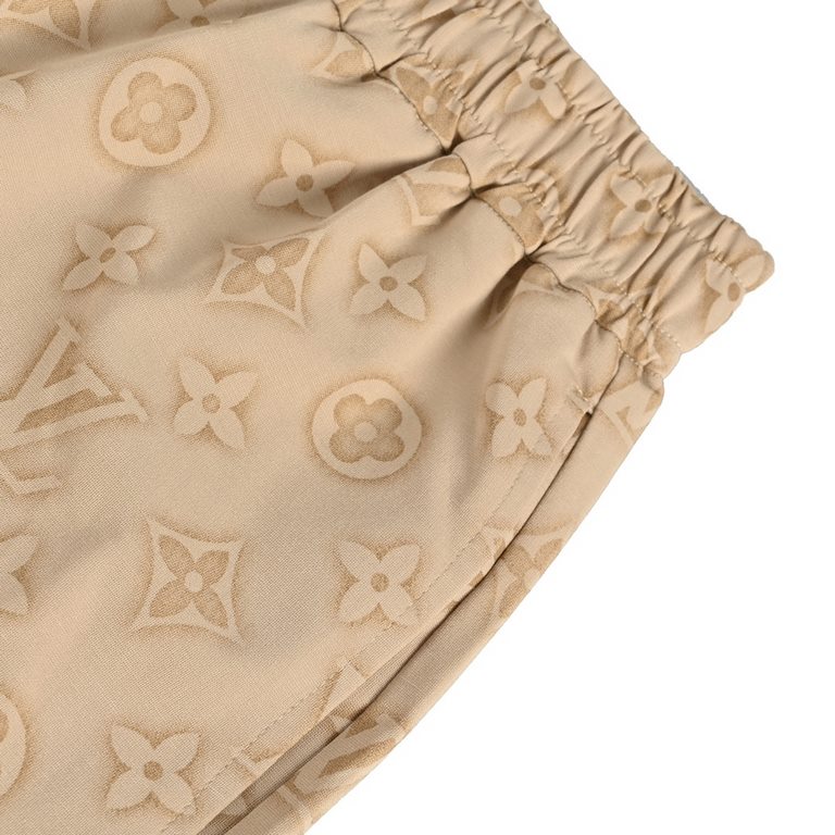 Louis Vuitton 23ss Old Flower Printed ShortsLouis VuittonLouis Vuitton 23ss Old Flower Printed ShortsSummer temperament wear, we sincerely recommend this shorts Advanced sense of full of a refreshingly clean on the upper