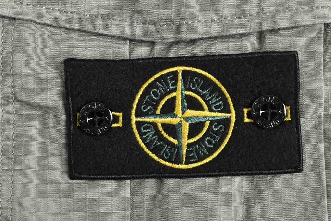 Stone IslandStone Island 23ss Zipper Pocket Work ShortsStone Island Stone Island is committed to a unique study of fibers and fabrics, representing a culture of discovery, experimental activities, functional design and u