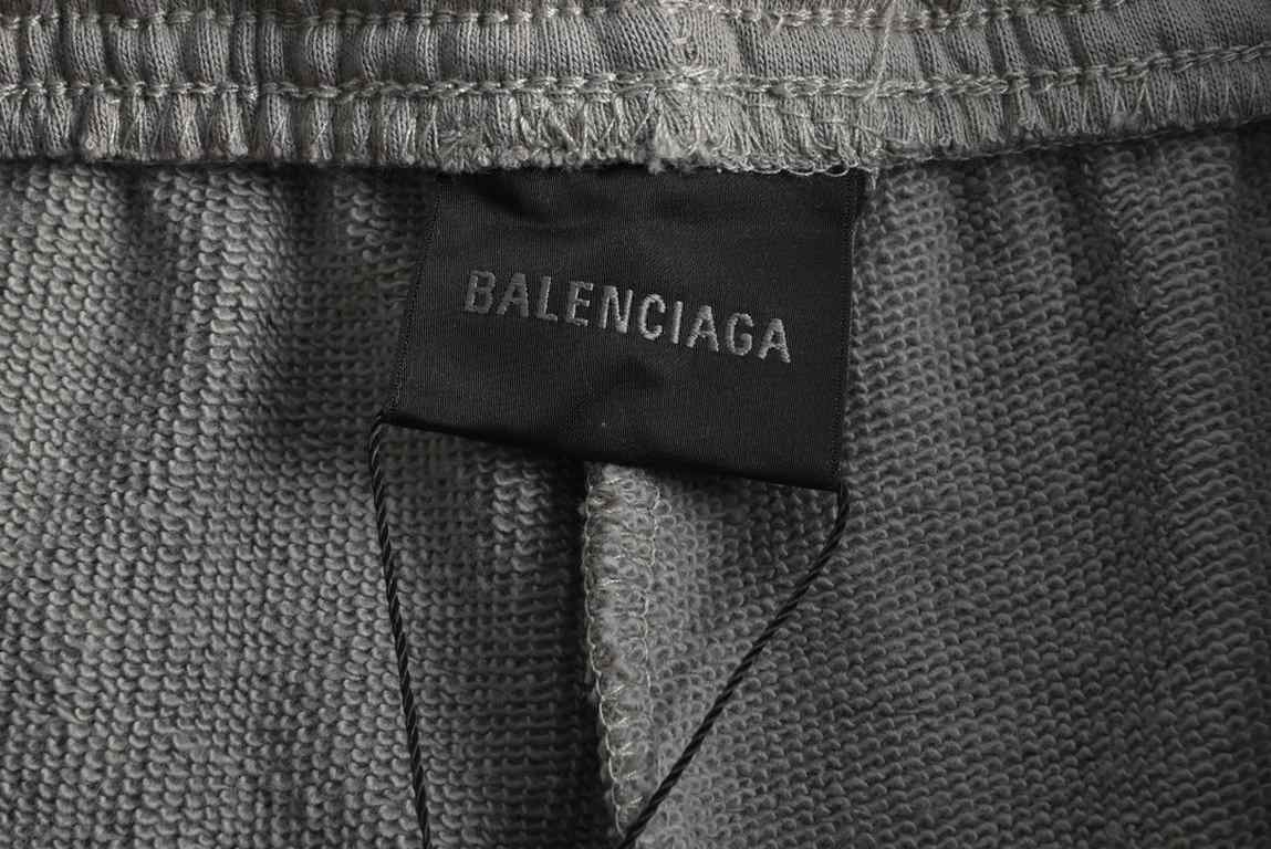 BalenciagaParis 23ss Embroidered Reverse Letter Small Label ShortsThe fabric is made of weft knitting face 50 counts   bottom 10 counts double strand terry cloth Newest color matching up to 500 grams High density three-d