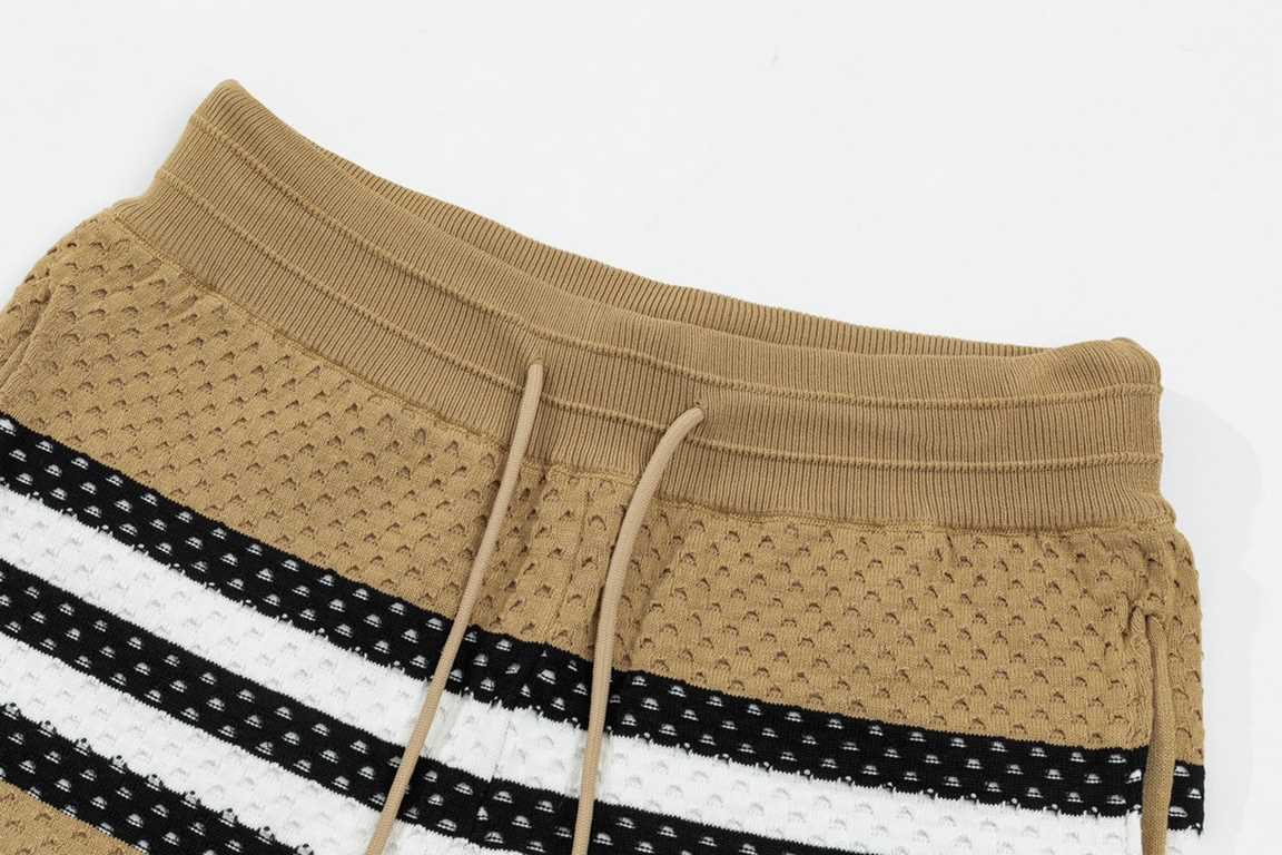 Burberry shorts BURBERRY Burberry Classic2023SS new knitted shorts, custom fabric using wafer fabric weaving, jacquard knitting process, version of the tight three-dimensional, 4-bar splicing, customized trouser rope har