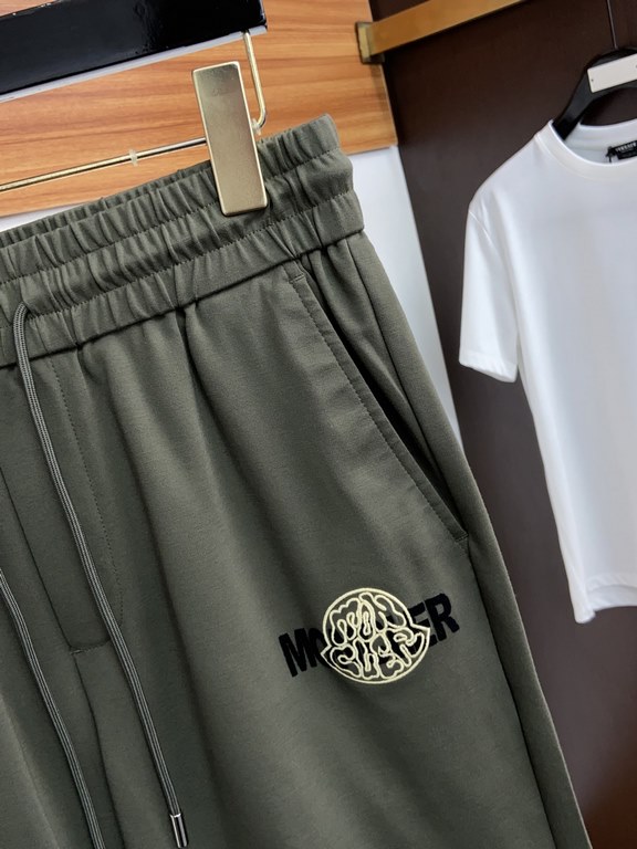 Monkou 23 summer new letter embroidery sports casual shorts, very brand representative ace shorts! Extremely design sense of sportswear, is undoubtedly the most most worthy of the hands of the single product ......Guest 