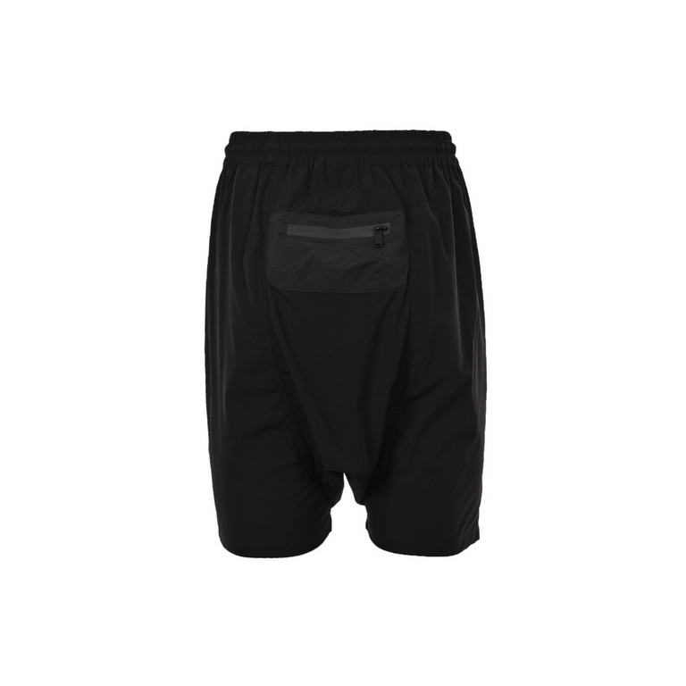 Undermycar 23ss Waterproof Functional ShortsUndermycar 23ss waterproof functional shorts.The fabric is made of nylon four-side elastic fabric N94%S% pants soft and breathable pockets splices are made of 100% nylon materi