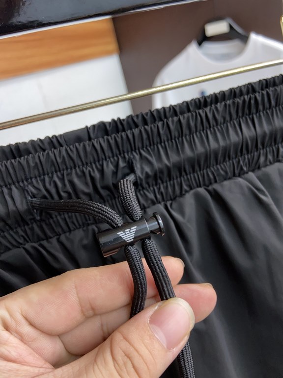 Armani 23Ss ~ lightweight wear shorts, men and women of the same paragraph Trade company production Purchase the original version of the mold, the details do not purchase the original version of no way to find out, the d