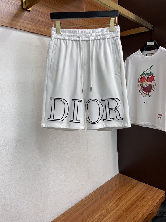 Dior 2023 spring and summer new casual shorts, the official website synchronization sale, pants craft design, imported guest accessories, fabric customization, factory production inspection-free! Every detail to the extr