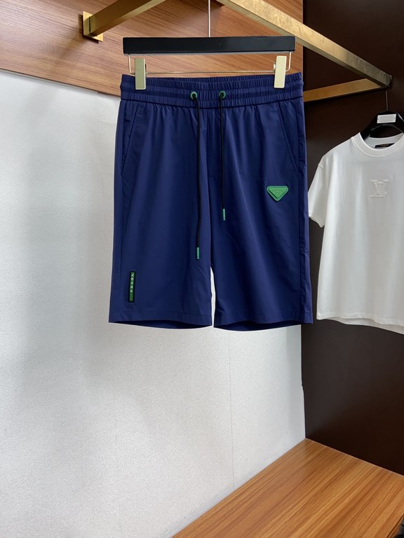 Prada 2023 new shorts, classic green triangle label   small leather tag decoration Customized super-soft quick-drying fabric Soft skin-friendly and delicate. Meticulous workmanship and moderate thickness. Unisex style, f